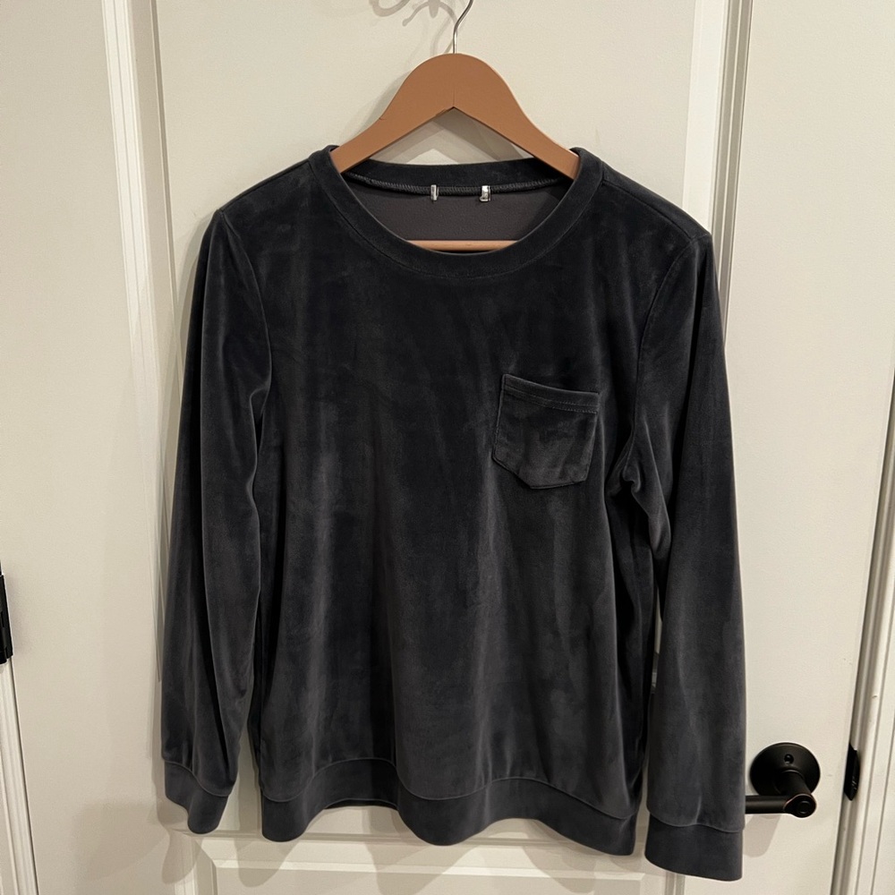 Slate Velour Soft Pullover Top Size M